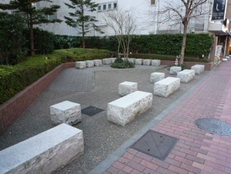 アールヴェール町田森野 敷地内