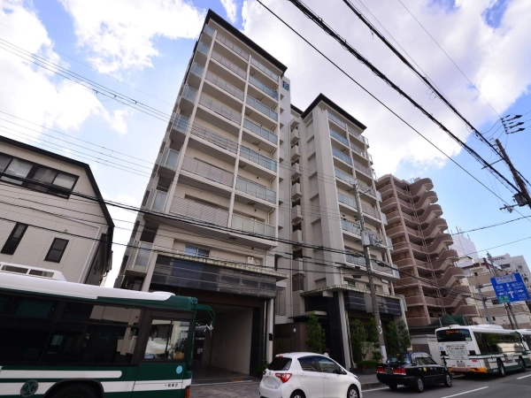 エステムコート伊丹郷町ザ・ハウス