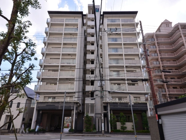 エステムコート伊丹郷町ザ・ハウス
