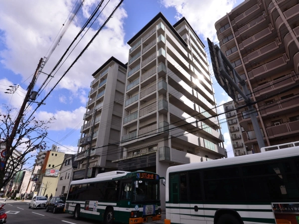エステムコート伊丹郷町ザ・ハウス