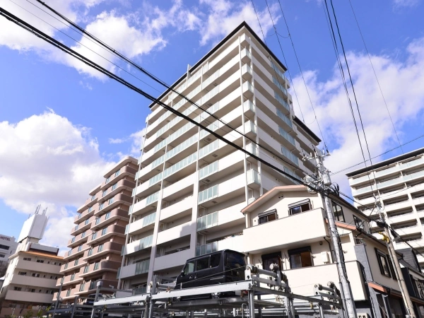 エステムコート伊丹郷町ザ・ハウス