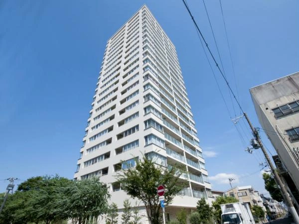 大阪イーストガーデンズタワー