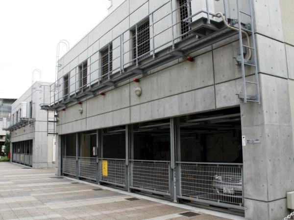 大阪イーストガーデンズタワー