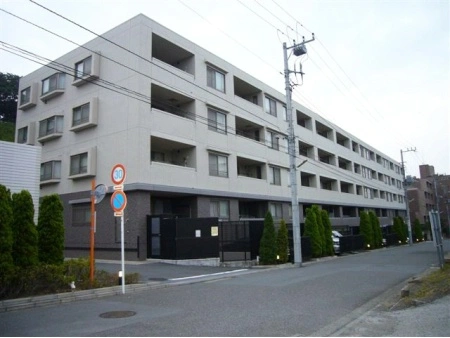 ライオンズステーションプラザ横浜丸山台