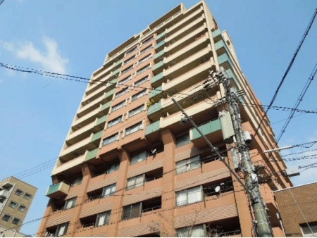 ファミール心斎橋イースト