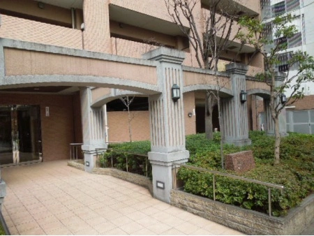 ファミール安堂寺町谷町六丁目