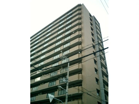 レジオン南森町
