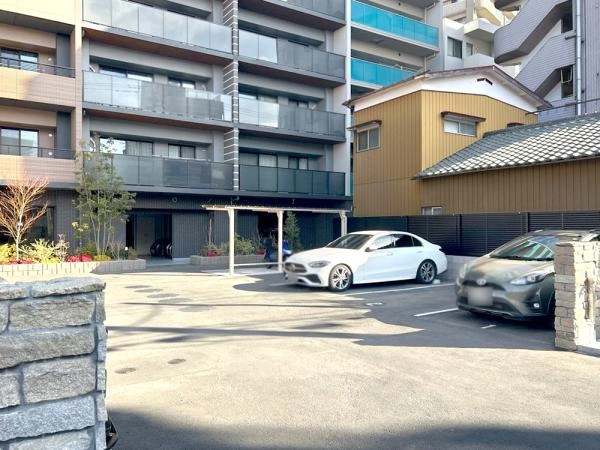 センチュリー川口芝エアビスタ 駐車場①