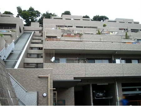 ライオンズテラス弘明寺