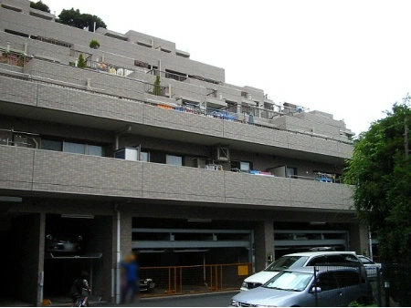 ライオンズテラス弘明寺