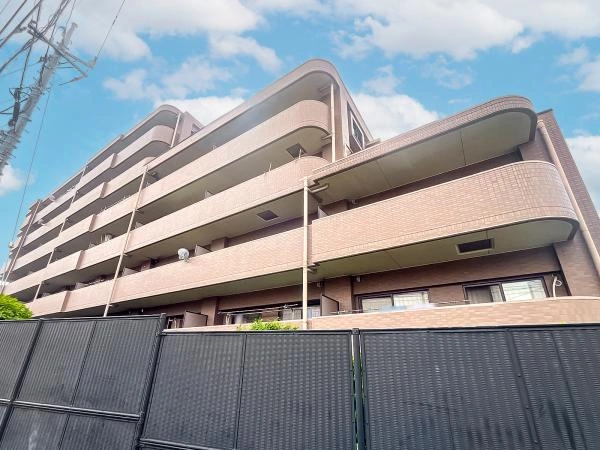 ライオンズヒルズ読売ランド
