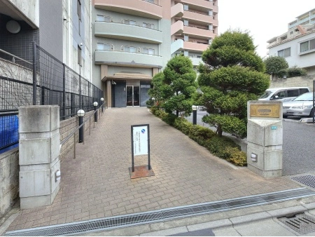 メゾンエクレーレ浦和駅前