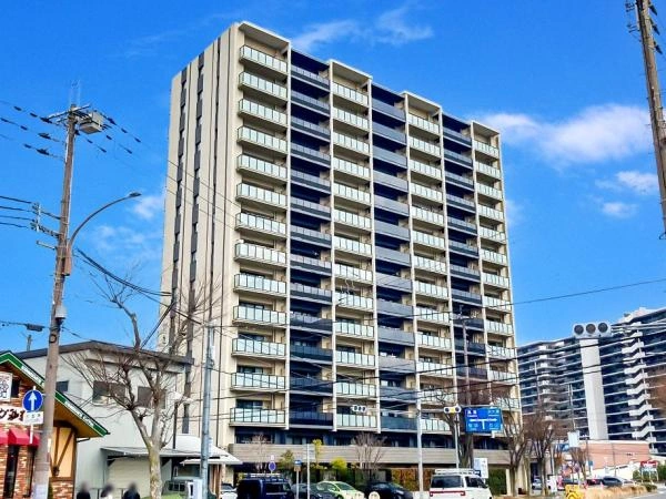 プレミスト大津京