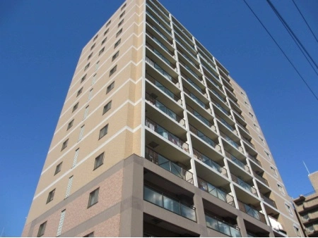 ファミール北堀江
