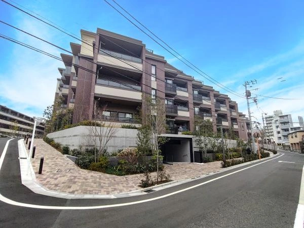 アトラスシティ千歳烏山グランスイート 杜ノ棟