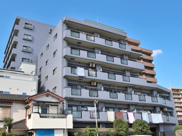 セザール篠崎