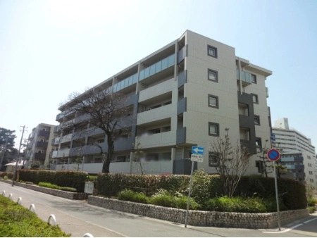 グランベース芦屋川ロジュマン