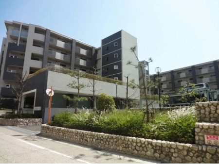 グランベース芦屋川ロジュマン