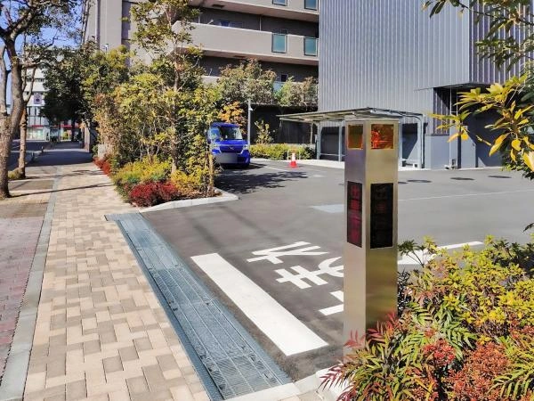 ルフォン船堀ザ・タワーレジデンス 駐車場入り口