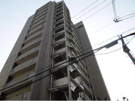 グランドハイツ龍造寺谷町六丁目