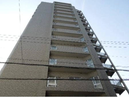 グランドハイツ龍造寺谷町六丁目