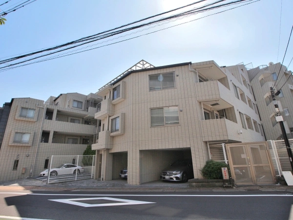 グラーサ三軒茶屋