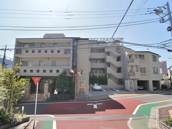 グラーサ三軒茶屋