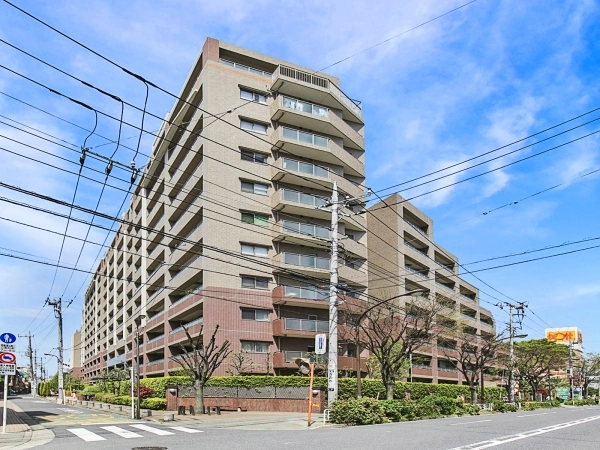 エムステージ　イースティア