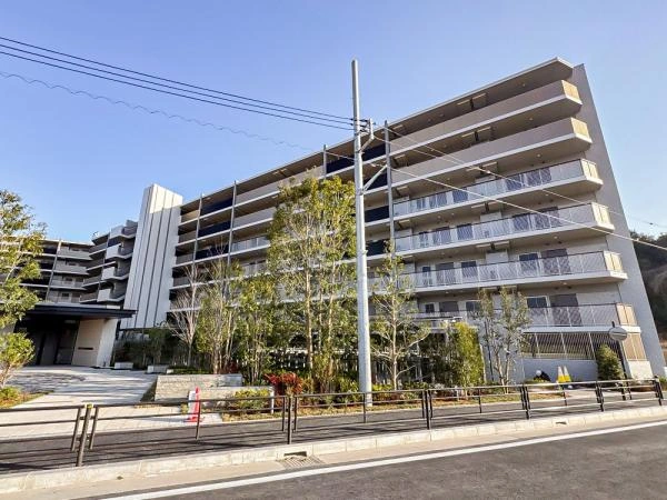 オーベルグランディオ川崎久地ヒルズ