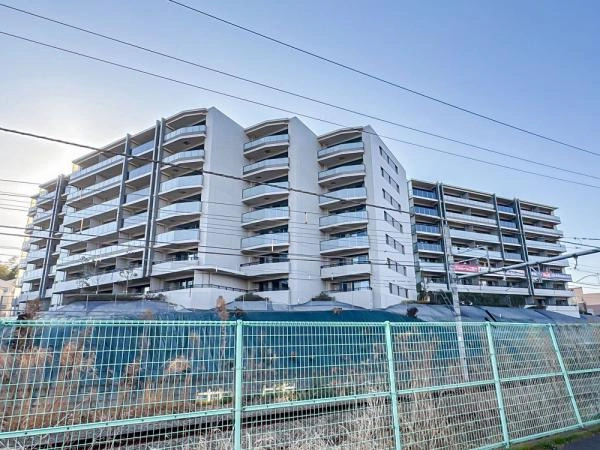 オーベルグランディオ川崎久地ヒルズ