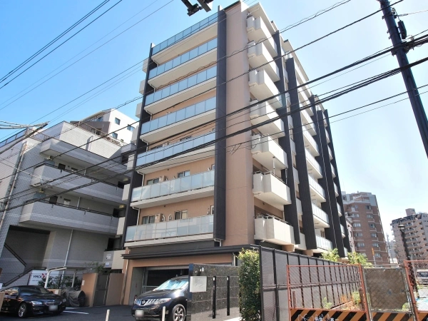 アーデルグラン国立