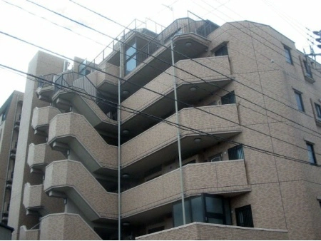 ライオンズマンション西新井高道公園