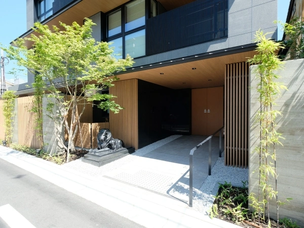 ライオンズ京都御所南室町通