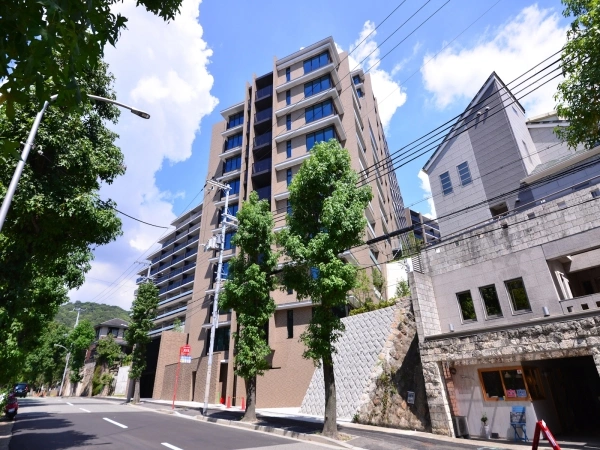 ジオ神戸中山手通