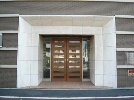 ドルフアクロス昭和町