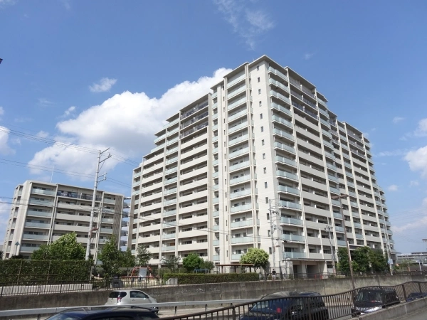京都桂川つむぎの街グランスクエア