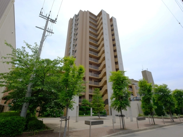 ライオンズマンション沢ノ町ガーデンタワー