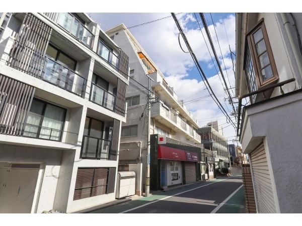 三鷹陵雲閣マンション