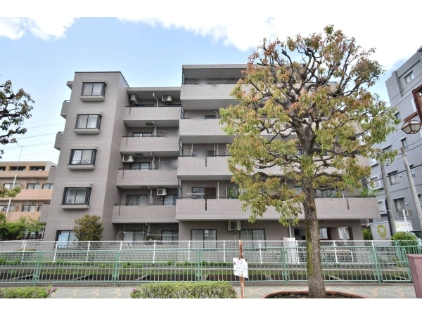 ファミール三鷹