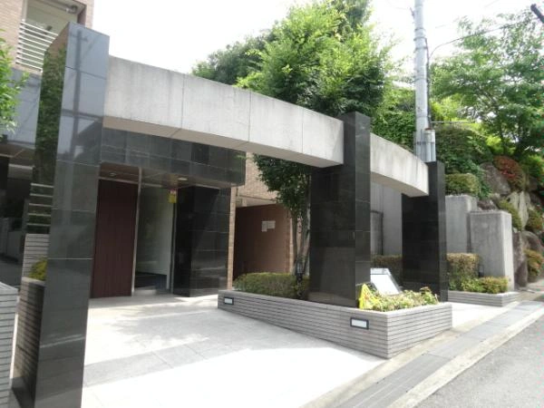 アルス千里円山町静麗邸