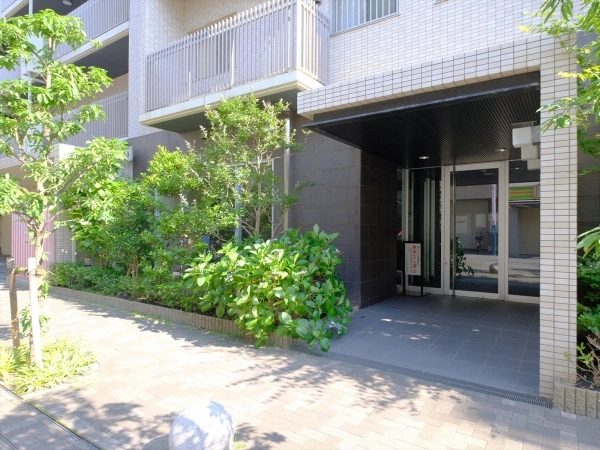 グランディア長居駅前
