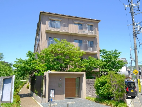 パークホームズ嵯峨嵐山桜邸