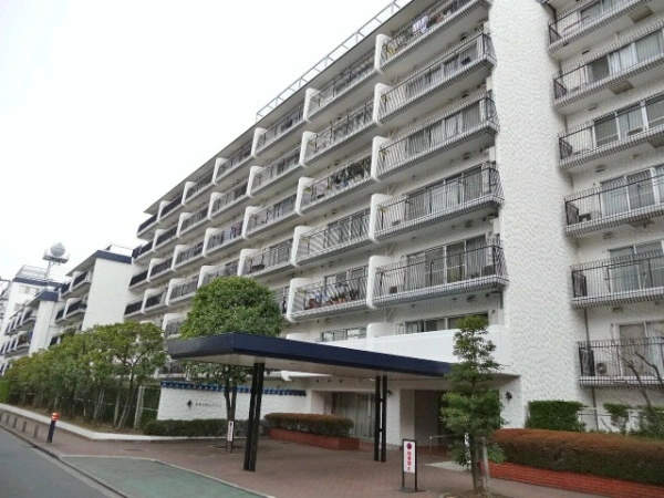 秀和大倉山レジデンス