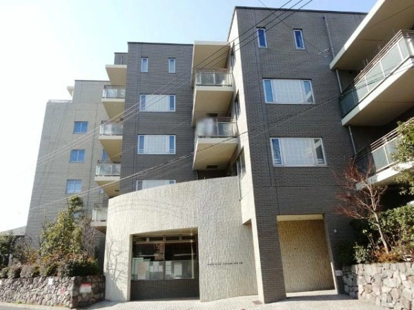グランドメゾン大倉山弐番館