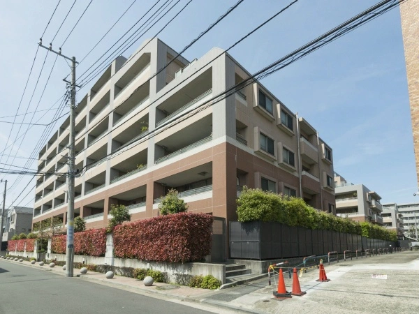 大倉山ソルプレイス