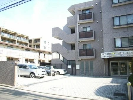 ナイスアーバン大倉山