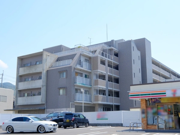D’クラディア醍醐駅前