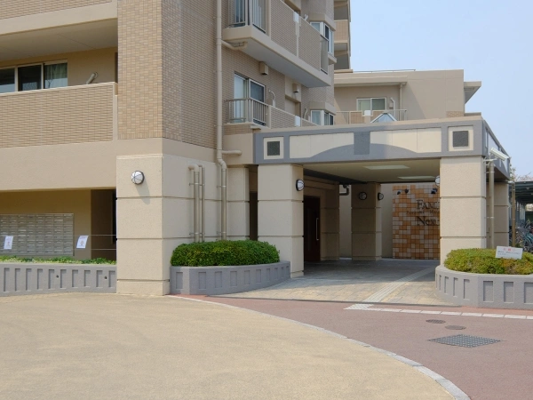 ファミール伏見桃山ネクスタージュ