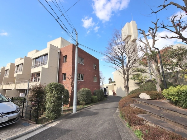 大倉山ヒルタウン1号館-10号館