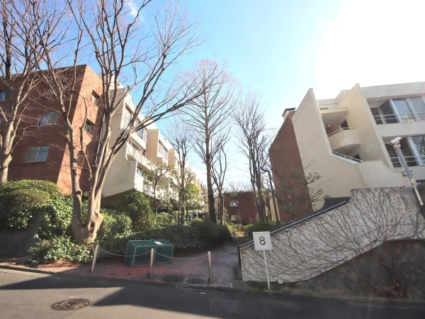 大倉山ヒルタウン1号館-10号館
